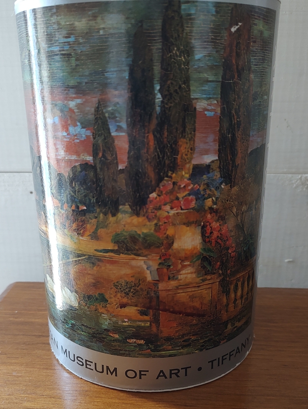 Metropolitan Museum of Art Tiffany Landscape Puzzle. 500 Pieces.